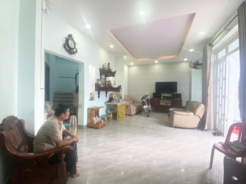 Bán Nhà 2 Tầng 143m² Hẻm Ô Tô Cách Đường Cách Mạng Tháng 8 Chỉ 70m Phường Trấn Biên, 5,4 tỷ