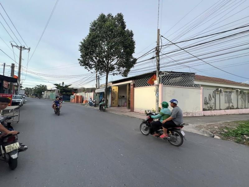 Bán Nhà Góc 2 Mặt Tiền Đường Vũ Minh Tuấn 164m² Phường Trảng Dài, TP. Đồng Nai Giá Chỉ 3,65 Tỷ