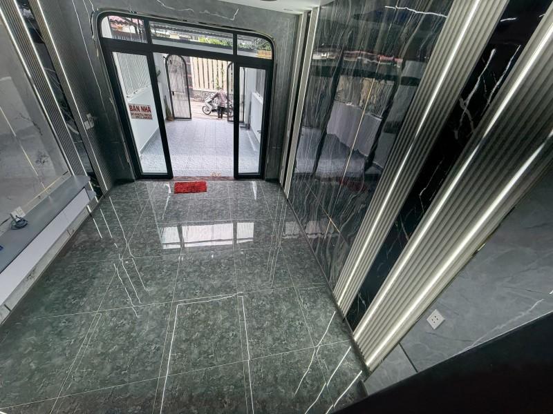 Bán Nhà 3 Tầng 105m² Phường Biên Hòa Giá Chỉ 3,79 Tỷ